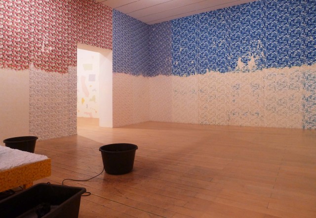 IAMINTACTANDIDON'TCARE(BIENNALEDELYON)INSTALVIEWS5©Lili Reynaud Dewar