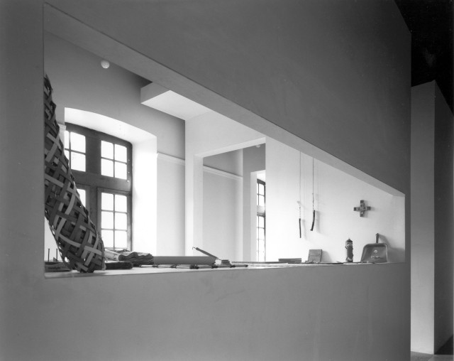 0005 003 1300 heyv exhib view 1986 INITIATIEF