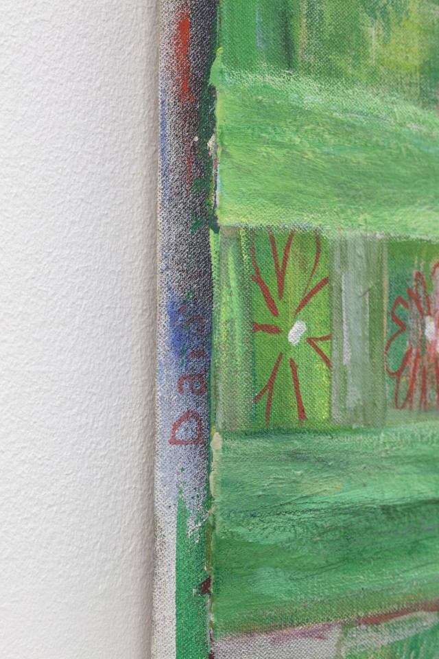 DSHE2303001  smaller 9