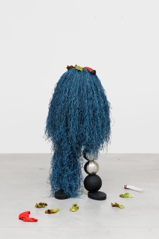 Meriem Bennani SALAD SHAKE Hairy (blue), 2026 Stainless steel, wenge wood, dyed raphia, motor, plastic, fabric, rubber and urethan coating 130 x 50 x 50 cm. 51 1/8 x 19 3/4 x 19 3/4 in.