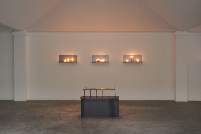 24GRAYSC Simian Peter A4 30 copie