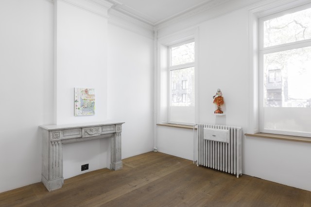 9 birds a’singin’ and bees a’buzzin web