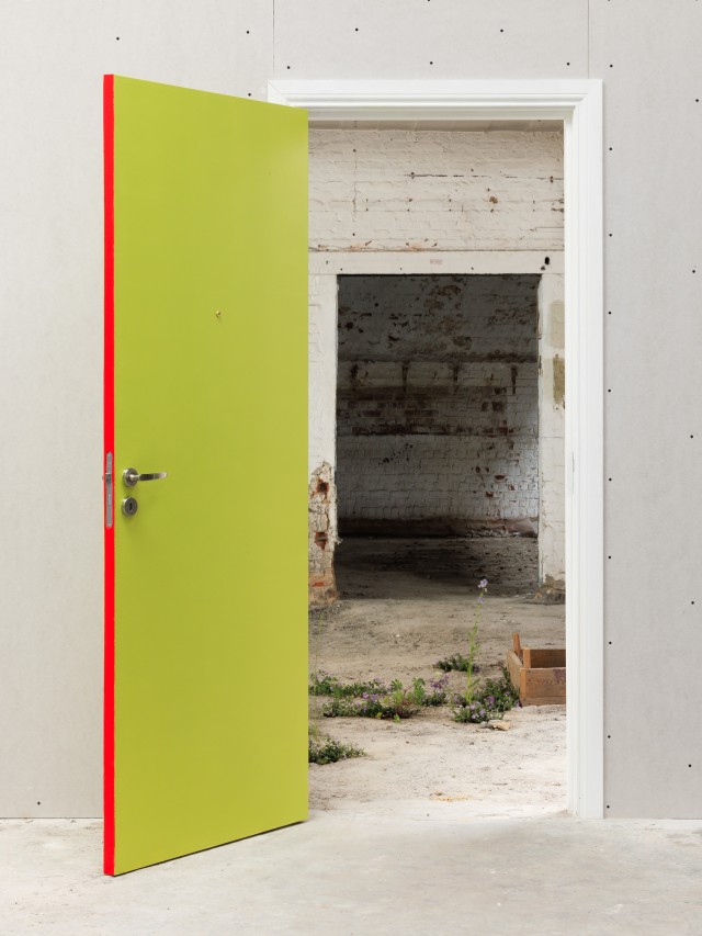 Bruno Zhu Door in Bidetmeier style, 2026 Wood, acrylic paint, hardware, lipstick 220 x 80 x 4 cm. 86 5/8 x 31 1/2 x 1 5/8 in.