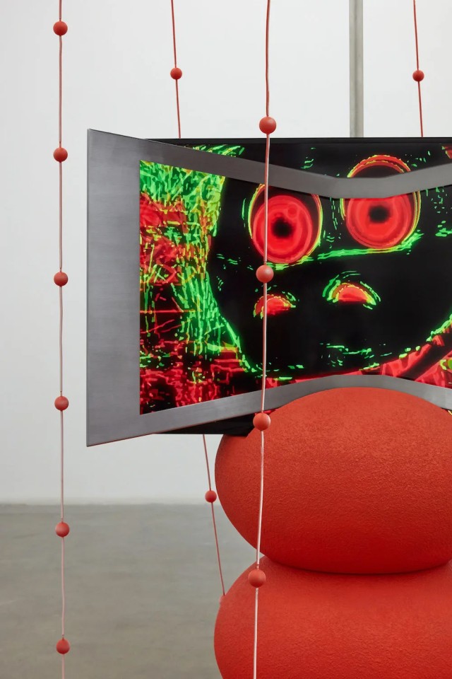 Fran oisghebaly meriem bennani umbrella slap 2021 3 copie