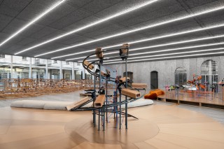 1   Fondazione Prada Meriem Bennani copie