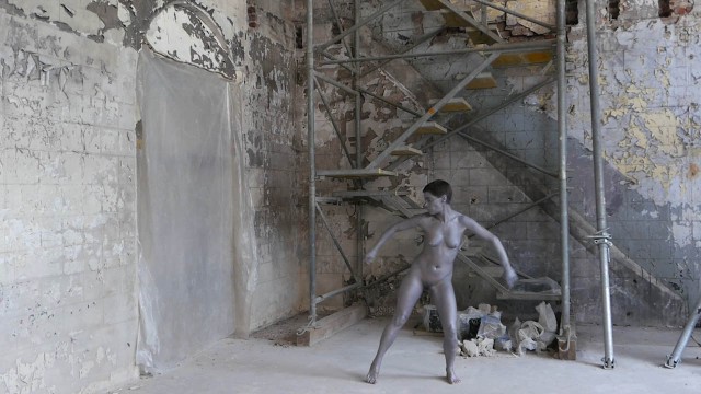 Sequence 01.00 12 36 21.Still018